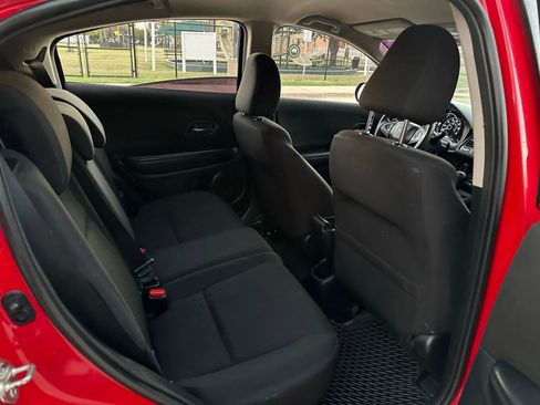 Used 2017 Honda HR-V LX image 19