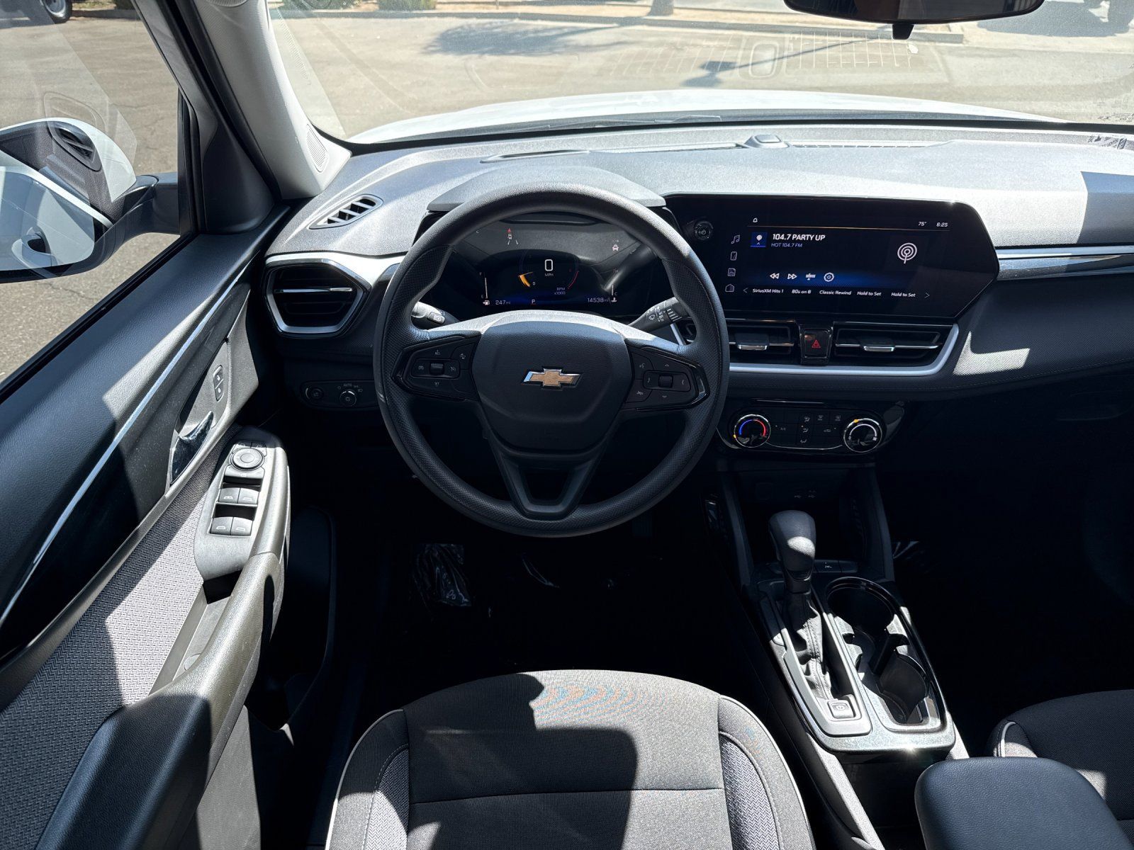 Used 2024 Chevrolet TrailBlazer LT w/ Driver Confidence Package FWD image 13