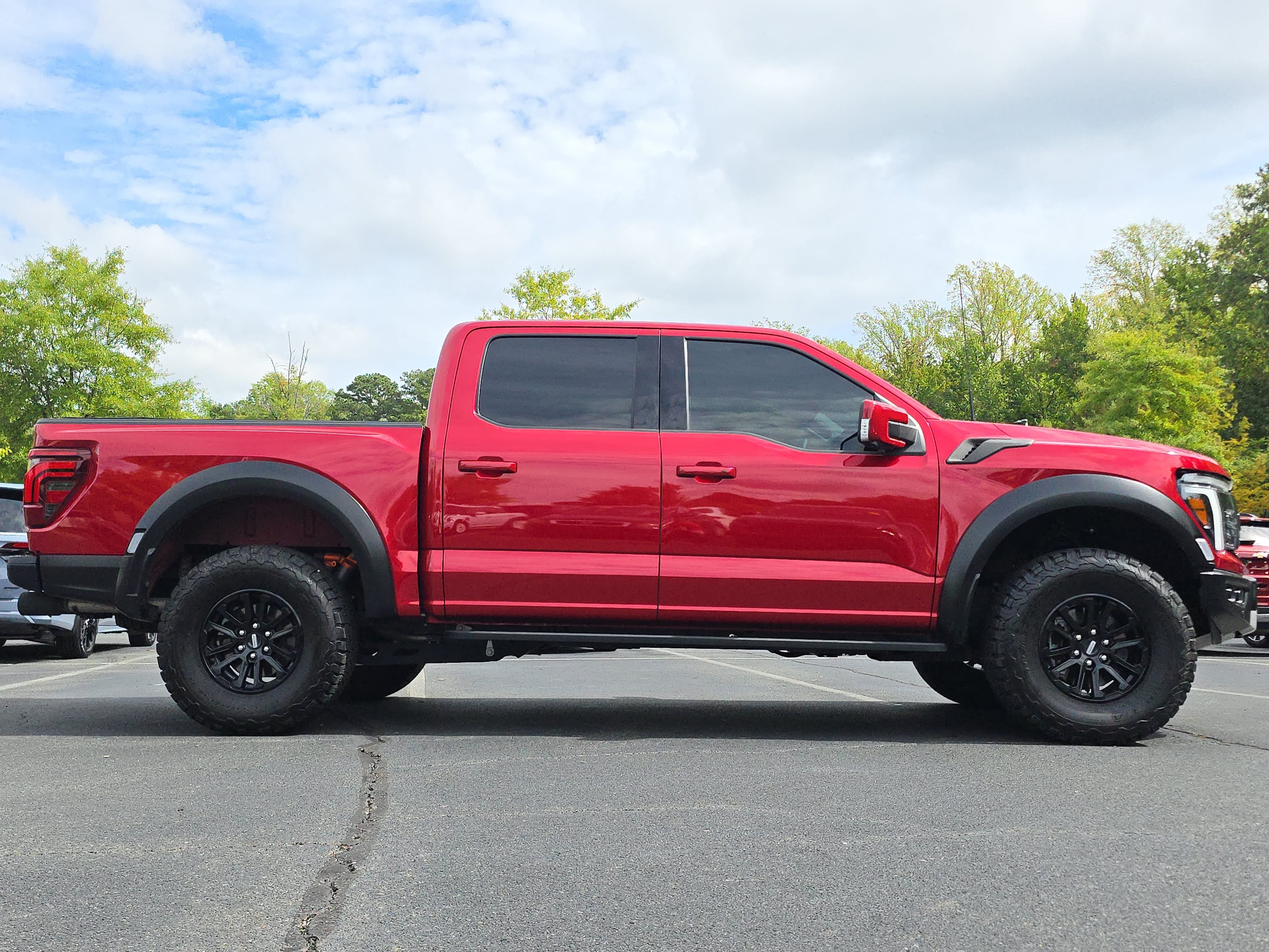 Used 2024 Ford F150 Raptor AWD/4WD image 8