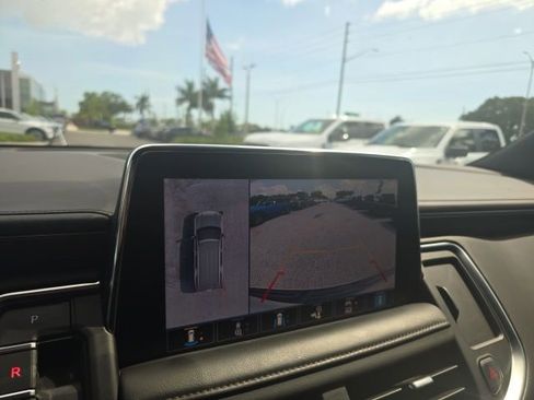 Used 2021 Chevrolet Tahoe High Country RWD image 14
