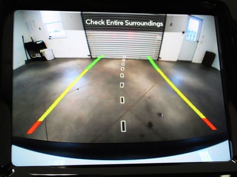 Used 2019 Jeep Cherokee Limited image 33