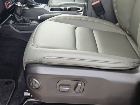 New 2026 Jeep Gladiator Mojave AWD/4WD image 25