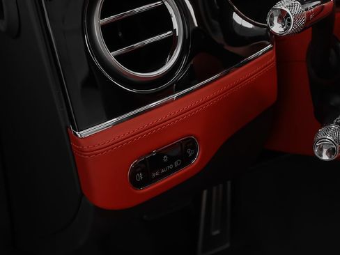 Used 2024 Bentley Continental GT Mulliner AWD/4WD image 45