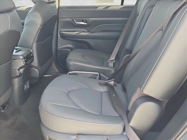 New 2026 Toyota Grand Highlander FWD image 15