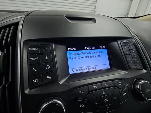 Used 2019 Ford Edge SE FWD image 15