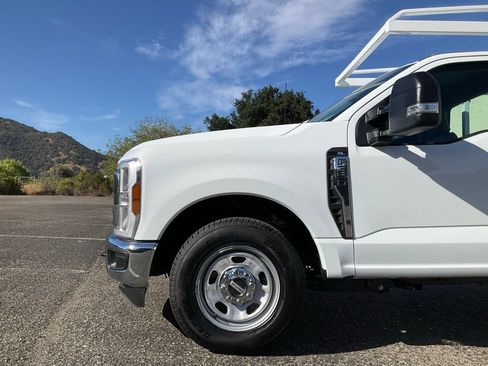 New 2025 Ford F350 XL w/ XL Chrome Package RWD image 10