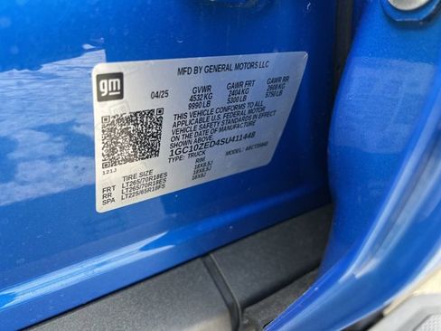 New 2025 Chevrolet Silverado EV LT image 35