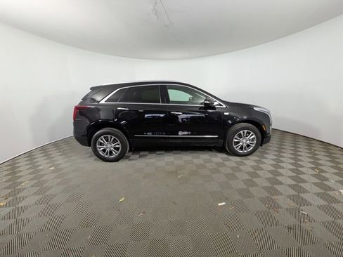 Certified 2022 Cadillac XT5 Premium Luxury image 4