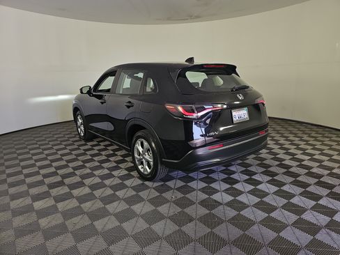 Certified 2024 Honda HR-V LX image 6