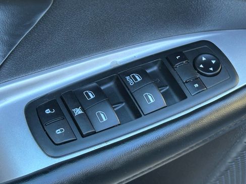 Used 2020 Dodge Journey SE w/ SE Popular Equipment Group image 14