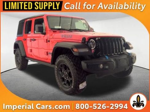 Used 2023 Jeep Wrangler Unlimited w/ Cold Weather Group AWD/4WD image 1