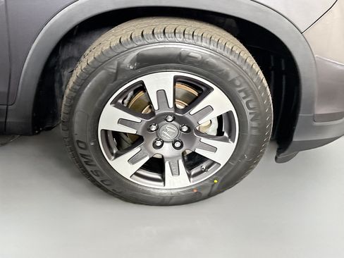 Used 2019 Honda Ridgeline RTL image 32