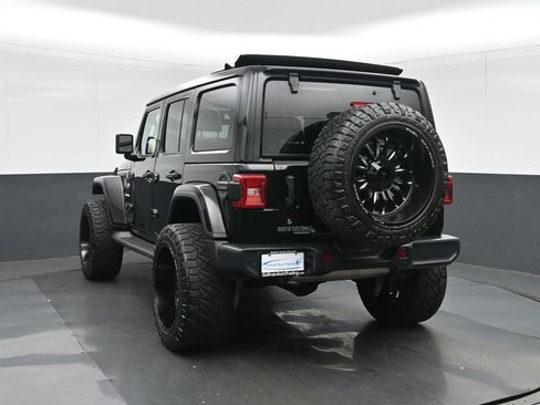 Used 2020 Jeep Wrangler Unlimited Sahara AWD/4WD image 5