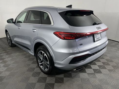 Used 2025 Audi Q5 Premium w/ 19" Wheel Package image 6