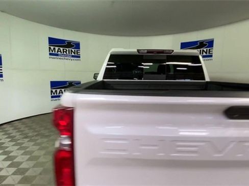 Used 2019 Chevrolet Silverado 1500 High Country w/ Technology Package image 9