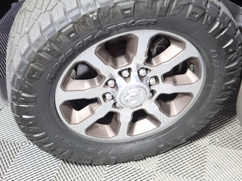Used 2019 RAM 2500 Limited AWD/4WD image 22