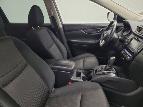 Used 2019 Nissan Rogue SV FWD image 21