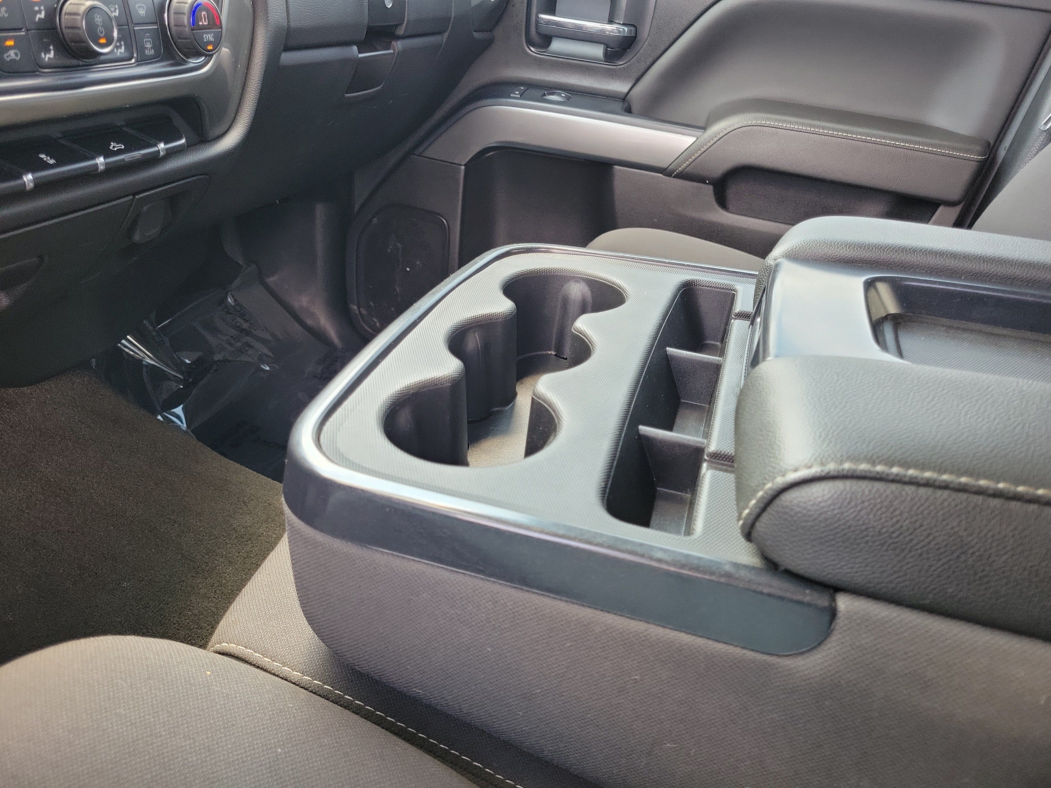 Used 2018 Chevrolet Silverado 1500 LT w/ All Star Edition AWD/4WD image 29