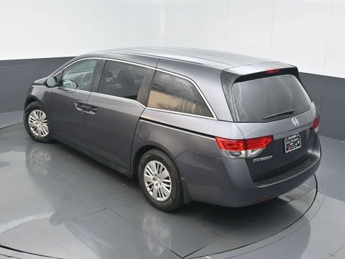 Used 2016 Honda Odyssey LX image 39