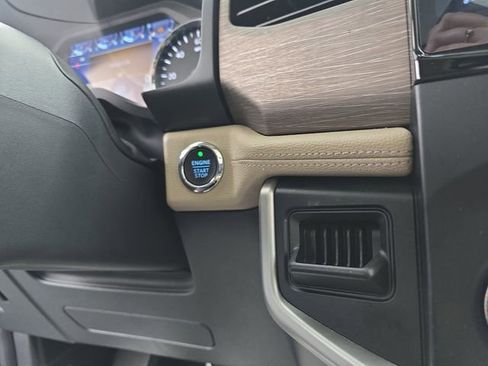 Used 2024 Ford Expedition Max Limited image 40