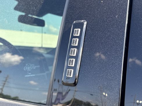 Used 2022 Ford F250 Lariat w/ Tremor Off-Road Package AWD/4WD image 13