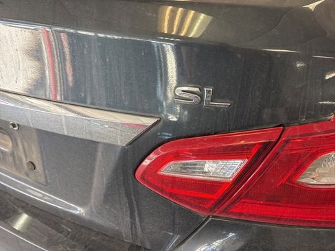 Used 2017 Nissan Altima 2.5 SL w/ 2.5 Technology Package image 3