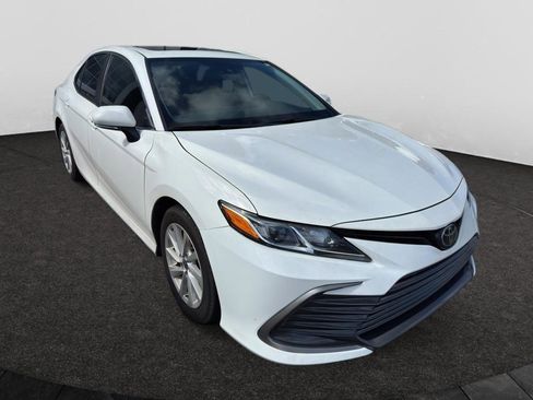 Used 2024 Toyota Camry LE w/ Convenience Package FWD image 3