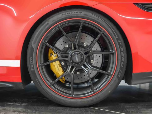 Certified 2026 Porsche 911 GT3 RWD image 19