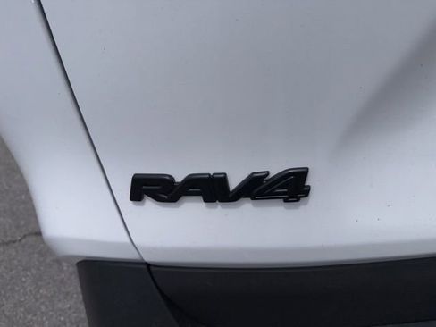 Used 2023 Toyota RAV4 AWD Hybrid image 21
