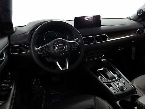 New 2025 MAZDA CX-5 Signature image 28