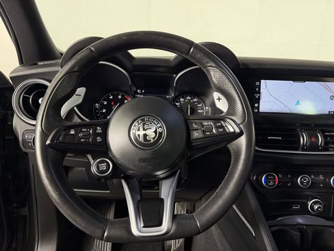 Used 2023 Alfa Romeo Stelvio Sprint RWD image 13