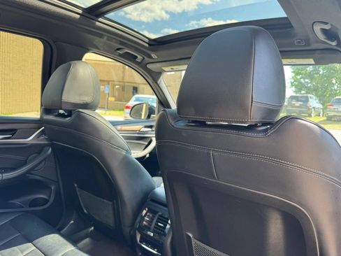 Used 2018 BMW X3 xDrive30i w/ Premium Package AWD/4WD image 37