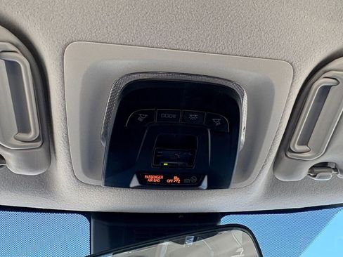 Used 2024 Toyota Corolla LE image 7