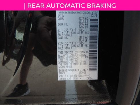 Used 2025 Nissan Frontier PRO-4X image 16