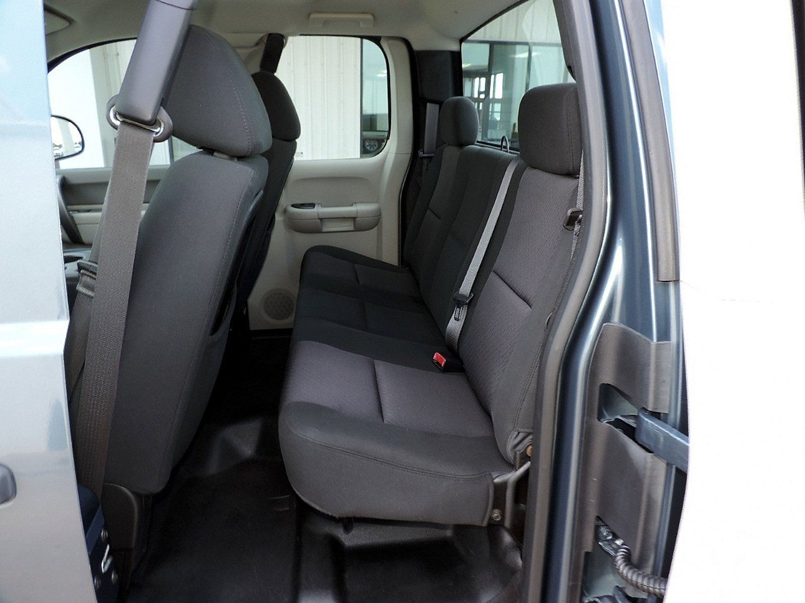 Used 2013 Chevrolet Silverado 1500 W/T RWD image 17