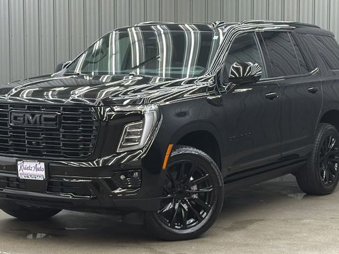 Used 2026 GMC Yukon Denali w/ Sun & Power Step Package AWD/4WD image 1