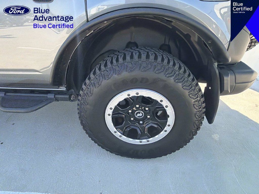 Used 2023 Ford Bronco Badlands AWD/4WD image 8
