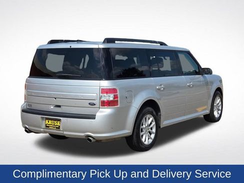 Used 2018 Ford Flex SE FWD image 3