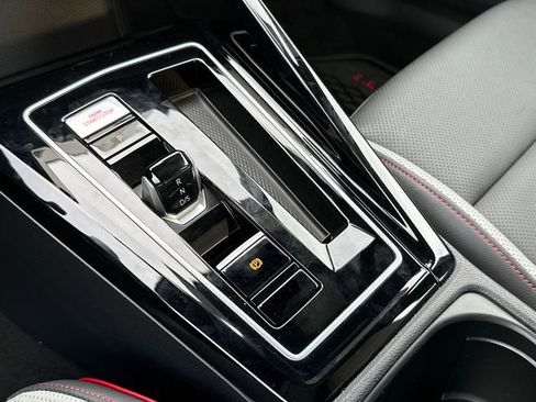 Used 2024 Volkswagen GTI Autobahn image 25