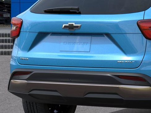 New 2026 Chevrolet Trax ACTIV w/ Driver Confidence Package FWD image 14