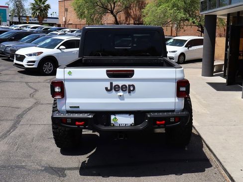 Used 2021 Jeep Gladiator Rubicon AWD/4WD image 13