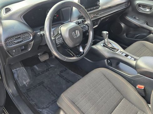Used 2023 Honda HR-V Sport image 11