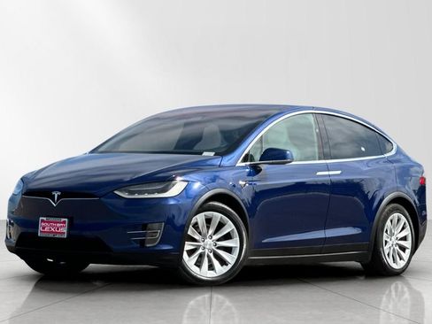 Used 2018 Tesla Model X AWD/4WD image 2
