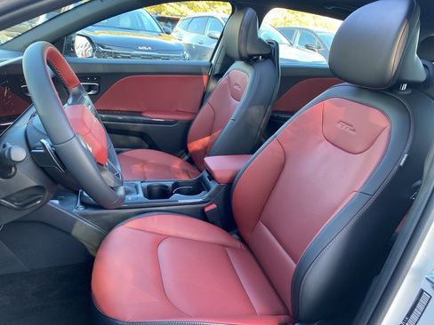 New 2025 Kia K4 GT-Line w/ GT-Line Premium Package image 10