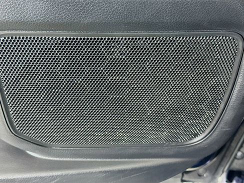 Certified 2025 Toyota Sienna XLE image 19