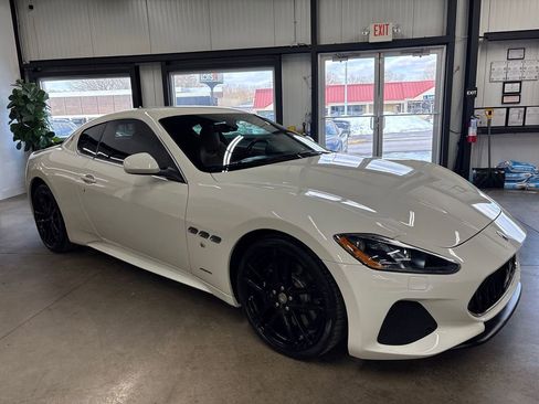 Used 2018 Maserati GranTurismo Sport image 16
