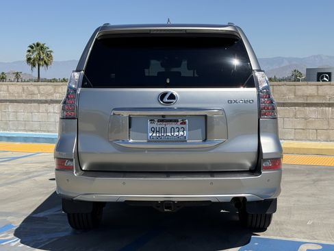 Certified 2023 Lexus GX 460 Premium w/ Premium Plus Package image 10
