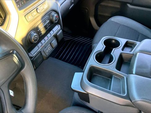 Used 2022 Chevrolet Silverado 1500 Custom image 15