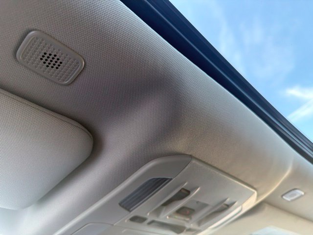 Used 2026 Toyota Highlander XLE AWD/4WD image 9