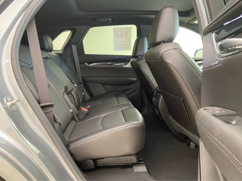 Used 2025 Cadillac XT5 Premium Luxury image 19